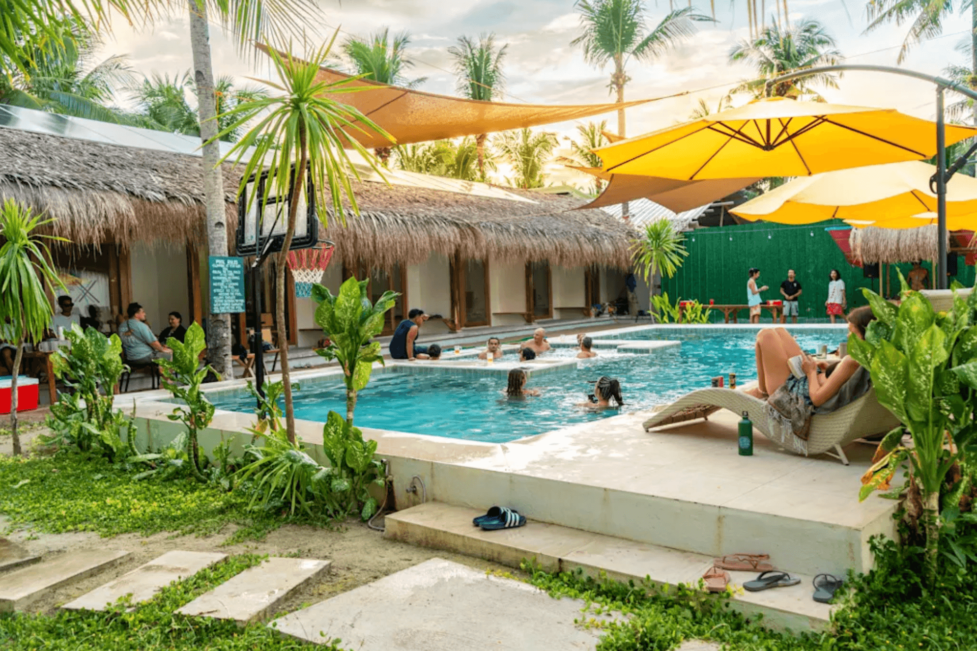Sunlit Hostel Siargao — Hostel in General Luna