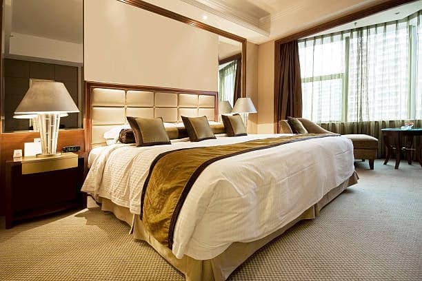 Shanghai Hotel — Hotel in General Luna